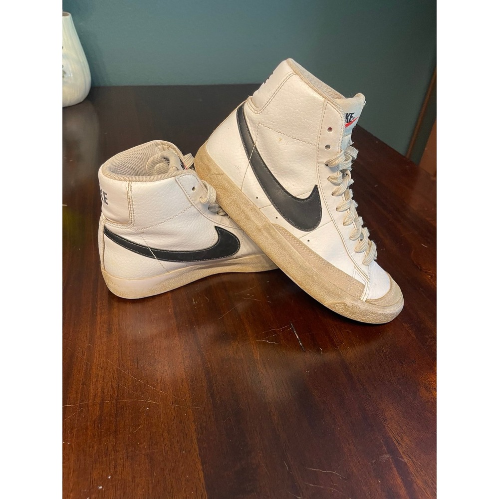 Nike Blazer Mid '77 Vintage Shoes White Black